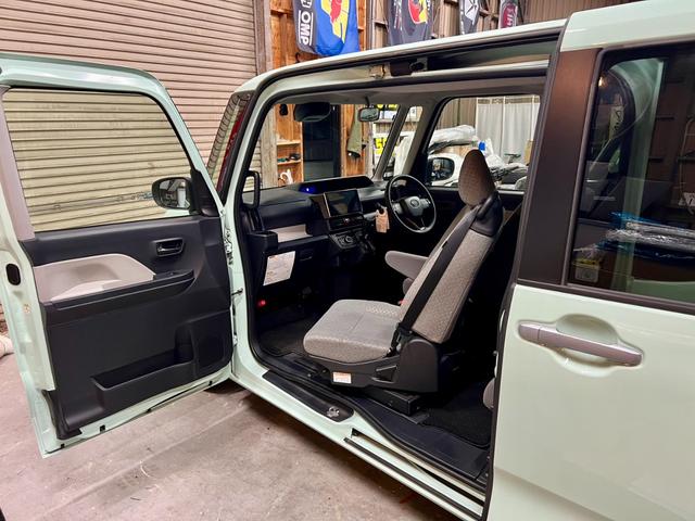 タント L フレンドシップ ウェルカムターンシート L 福祉車両 助手席ターンシートパワークレーンフルLEDヘッドランプ 9インチ大画面ナビ TV ドラレコ バックカメラ ETC スマートキー プッシュスタート(2枚目)