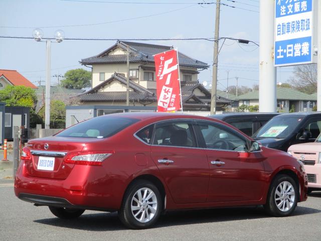 日産 シルフィ