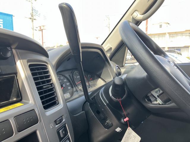 キャラバン SロングDX ハイルーフ低床3人乗り1t積ディーゼルターボ 4WD 4ドアルートバン仕様.NoXPM適合.車両総重量3335Kg普通免許(17枚目)