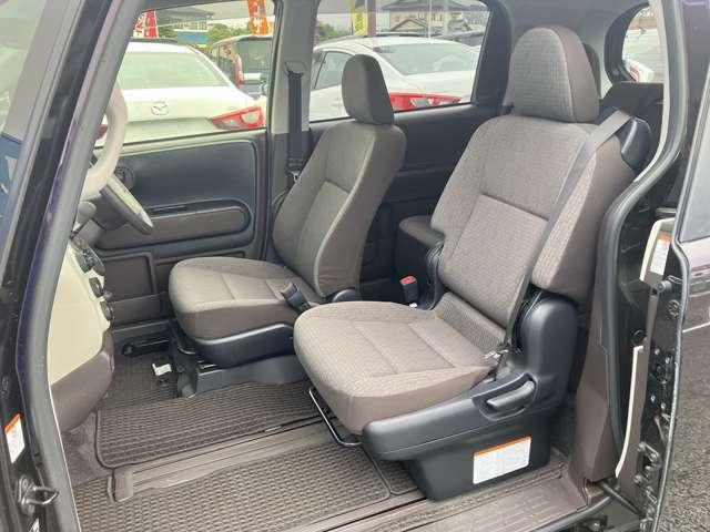 スペイド X ナビTV.バックカメラ.ETC.PUSHスタ-ト.トヨタセーフティセンスC.レーンディパ―チャアラート.オートマチックハイビーム.先行車発進告知機能.アイドリングストップ.(5枚目)