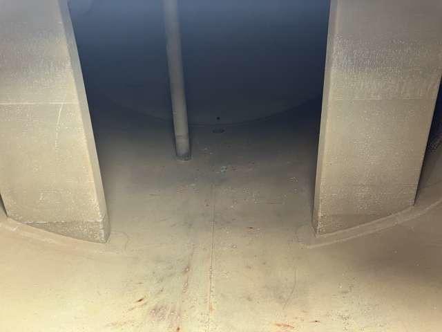 デュトロ 　２０００Ｌ散水車．前サブＥ／Ｇ圧力後重力散水．積載２ｔ．車両総重量４８７５Ｋｇ準中型免許５ｔ未満限定免許．ＮｏｘＰＭ適合（14枚目）