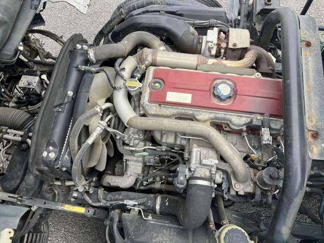 デュトロ 　２０００Ｌ散水車．前サブＥ／Ｇ圧力後重力散水．積載２ｔ．車両総重量４８７５Ｋｇ準中型免許５ｔ未満限定免許．ＮｏｘＰＭ適合（15枚目）