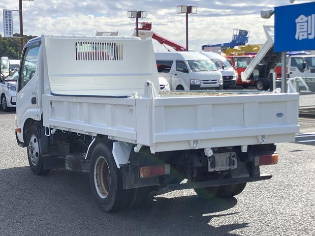 デュトロ 全低床強化ダンプ 10尺フルジャストロー3tダンプ.車両総重量5995Kg準中型免許.NoxPM適合(7枚目)