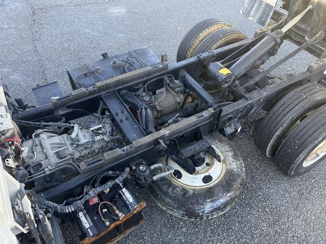 デュトロ 全低床強化ダンプ 10尺フルジャストロー3tダンプ.車両総重量5995Kg準中型免許.NoxPM適合(23枚目)