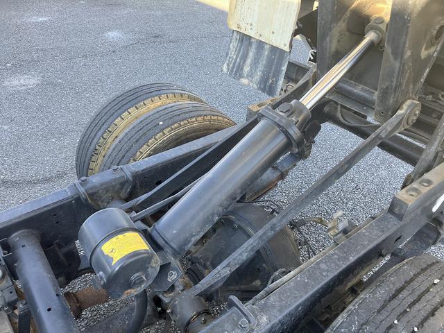 デュトロ 全低床強化ダンプ 10尺フルジャストロー3tダンプ.車両総重量5995Kg準中型免許.NoxPM適合(29枚目)