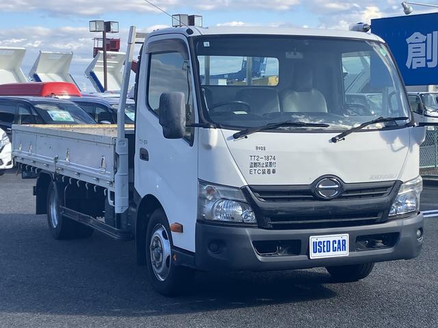 デュトロ 1.95tワイド平ボディー 車両総重量4975Kg準中型5t未満限定免許.NoXPM適合(3枚目)
