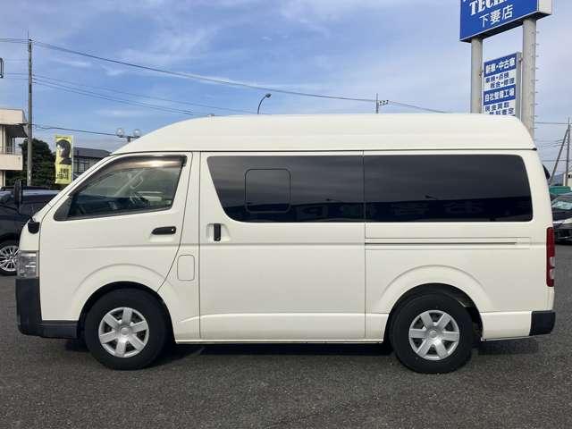 ハイエースバン ロングDX 4ドア3人乗り ナビTV.バックカメラ.ETC.ガソリン.(11枚目)