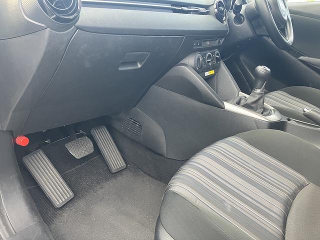 MAZDA2 教習車 PUSHスタート.6速ギヤ(24枚目)