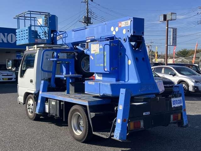 アトラストラック 　アイチ１１．９ｍ鉄バケット高所作業車．Ａｈメ－タ－３９００台．ＥＴＣ．キーレス．ワンオーナー．点検記録簿有り（2枚目）