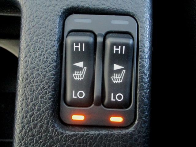 レヴォーグ １．６ＧＴアイサイト　４ＷＤ　ナビＴＶ．バックカメラ．ＥＴＣ．レザーシート＆シートヒーター．アイサイトＩＩＩ．車線逸脱警報．前後誤発進抑制制御．レーダークルーズコントロール．先行車発進おしらせ．ふらつき警報（10枚目）