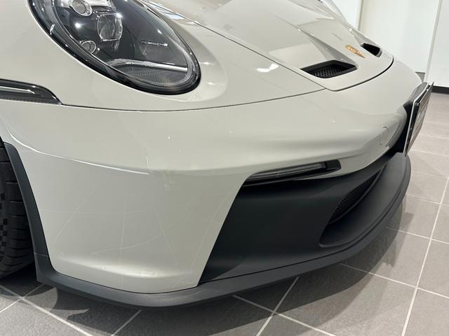 ９１１ ９１１ＧＴ３　カーボンルーフ・ＯＰカラークレヨン・クロノパッケージ・フロントリフトシステム・ライトデザインパッケージ・エクスクルーシブデザインテールライト・シートヒーター・レーシングイエローシートベルト・カープレイ（37枚目）