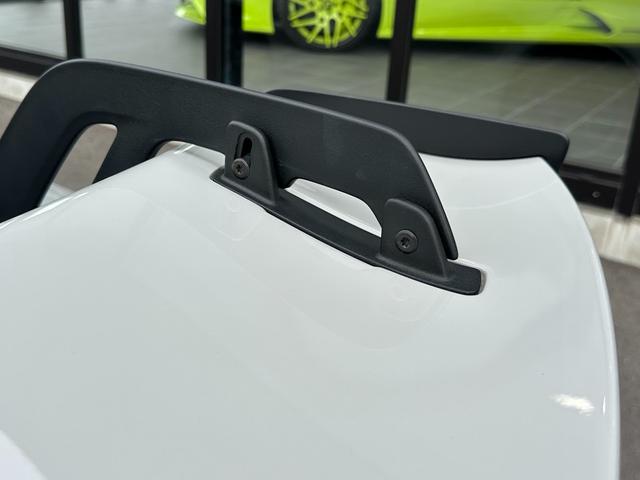 ９１１ ９１１ＧＴ３　カーボンルーフ・ＯＰカラークレヨン・クロノパッケージ・フロントリフトシステム・ライトデザインパッケージ・エクスクルーシブデザインテールライト・シートヒーター・レーシングイエローシートベルト・カープレイ（43枚目）