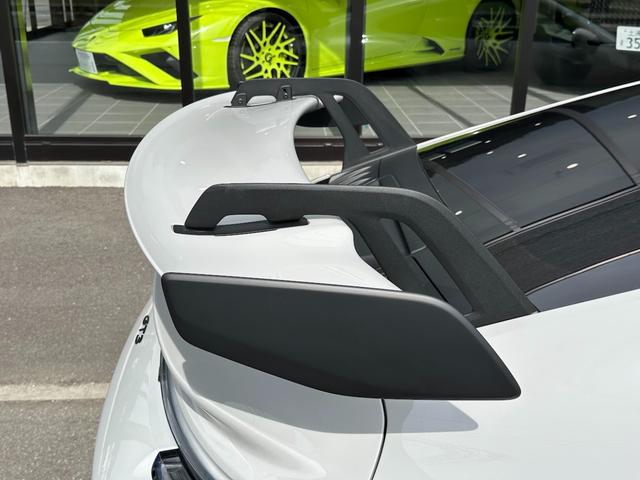 ９１１ ９１１ＧＴ３　カーボンルーフ・ＯＰカラークレヨン・クロノパッケージ・フロントリフトシステム・ライトデザインパッケージ・エクスクルーシブデザインテールライト・シートヒーター・レーシングイエローシートベルト・カープレイ（57枚目）