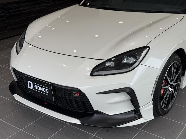 ＧＲ８６ ＳＺ　６ＭＴ・ＧＲエアロ・ＧＲマフラー・ｂｒｅｍｂｏキャリパー・９インチ大型ナビ・地デジ・バックカメラ・ドライブレコーダー・新車保証令和１１年５月まで有り・禁煙車（53枚目）