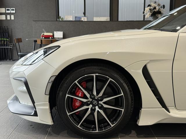 ＧＲ８６ ＳＺ　６ＭＴ・ＧＲエアロ・ＧＲマフラー・ｂｒｅｍｂｏキャリパー・９インチ大型ナビ・地デジ・バックカメラ・ドライブレコーダー・新車保証令和１１年５月まで有り・禁煙車（55枚目）