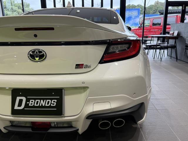 ＧＲ８６ ＳＺ　６ＭＴ・ＧＲエアロ・ＧＲマフラー・ｂｒｅｍｂｏキャリパー・９インチ大型ナビ・地デジ・バックカメラ・ドライブレコーダー・新車保証令和１１年５月まで有り・禁煙車（60枚目）