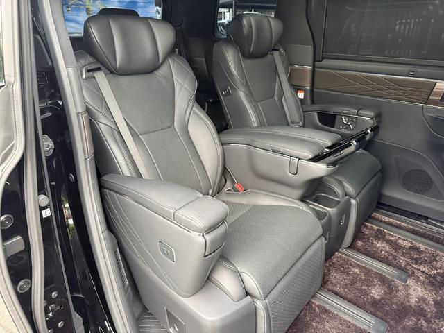 ヴェルファイアハイブリッド エグゼクティブラウンジ 4WD・モデリスタエアロ・ユニバーサルステップ・14インチ後席フリップダウンモニター・HDMI入力端子・JBLプレミアムサウンド・寒冷地仕様・新車保証令和11年1月まで有り・禁煙車(23枚目)