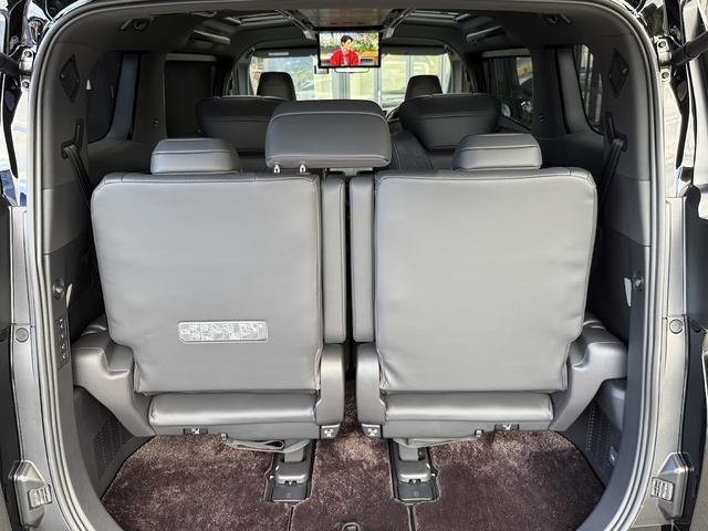 ヴェルファイアハイブリッド エグゼクティブラウンジ 4WD・モデリスタエアロ・ユニバーサルステップ・14インチ後席フリップダウンモニター・HDMI入力端子・JBLプレミアムサウンド・寒冷地仕様・新車保証令和11年1月まで有り・禁煙車(30枚目)