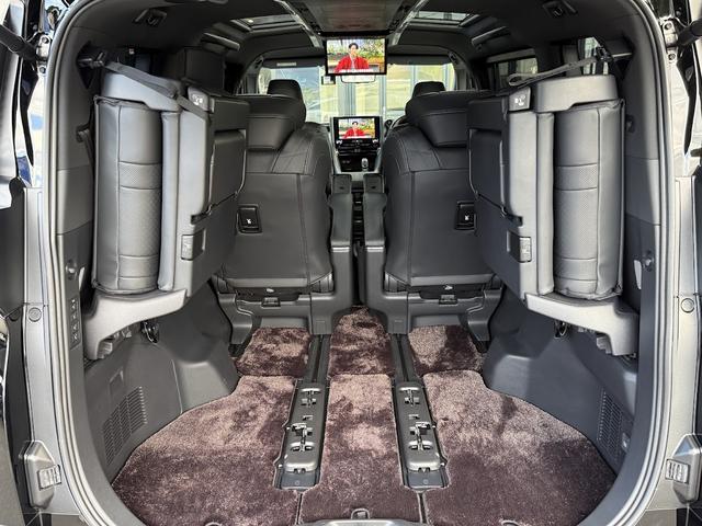 ヴェルファイアハイブリッド エグゼクティブラウンジ 4WD・モデリスタエアロ・ユニバーサルステップ・14インチ後席フリップダウンモニター・HDMI入力端子・JBLプレミアムサウンド・寒冷地仕様・新車保証令和11年1月まで有り・禁煙車(31枚目)