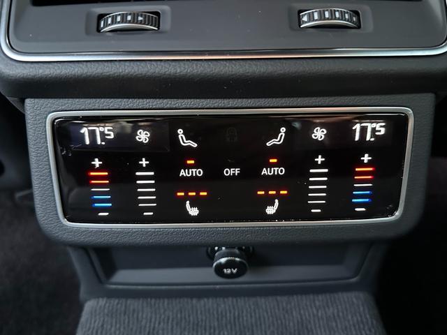 Ａ６アバント ブラックスタイルプラス　限定７０台・専用アルミホイール・Ｓ　ｌｉｎｅ　パッケージ・ブラックＡｕｄｉ　ｒｉｎｇｓ　＆ブラックスタイリングパッケージ・マルチカラーアンビエントライト・レッドコントラストステッチ・禁煙車（21枚目）