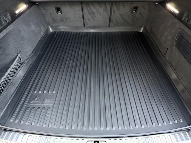 Ａ６アバント ブラックスタイルプラス　限定７０台・専用アルミホイール・Ｓ　ｌｉｎｅ　パッケージ・ブラックＡｕｄｉ　ｒｉｎｇｓ　＆ブラックスタイリングパッケージ・マルチカラーアンビエントライト・レッドコントラストステッチ・禁煙車（24枚目）