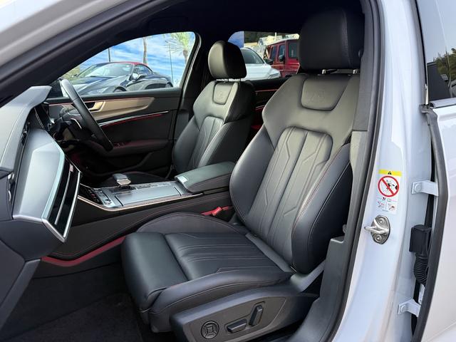 Ａ６アバント ブラックスタイルプラス　限定７０台・専用アルミホイール・Ｓ　ｌｉｎｅ　パッケージ・ブラックＡｕｄｉ　ｒｉｎｇｓ　＆ブラックスタイリングパッケージ・マルチカラーアンビエントライト・レッドコントラストステッチ・禁煙車（27枚目）