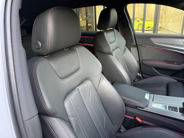 Ａ６アバント ブラックスタイルプラス　限定７０台・専用アルミホイール・Ｓ　ｌｉｎｅ　パッケージ・ブラックＡｕｄｉ　ｒｉｎｇｓ　＆ブラックスタイリングパッケージ・マルチカラーアンビエントライト・レッドコントラストステッチ・禁煙車（52枚目）