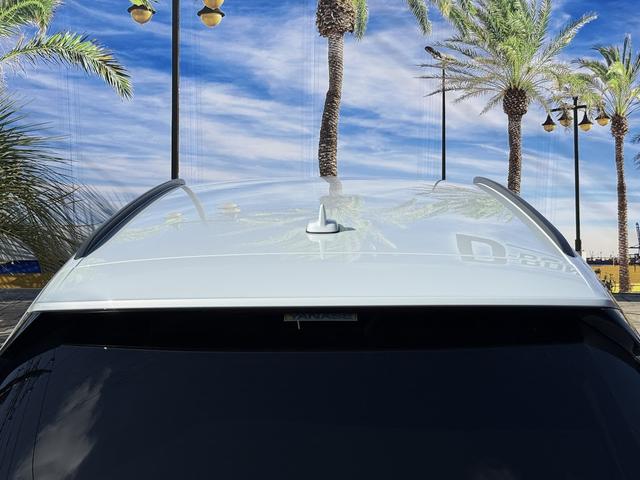 Ａ６アバント ブラックスタイルプラス　限定７０台・専用アルミホイール・Ｓ　ｌｉｎｅ　パッケージ・ブラックＡｕｄｉ　ｒｉｎｇｓ　＆ブラックスタイリングパッケージ・マルチカラーアンビエントライト・レッドコントラストステッチ・禁煙車（73枚目）