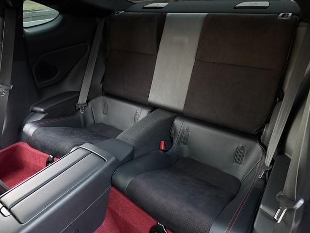 ＧＲ８６ ＲＺ　６ＭＴ・ＧＲエアロ・空力パッケージ・スリーキャッツマフラー・純正ＧＲマフラー有り・ＴＥＩＮダウンサス・純正コイルスプリング有り・ワイドトレッドスペーサー・バックカメラ・９インチナビＴＶ・禁煙車（32枚目）