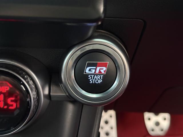 ＧＲ８６ ＲＺ　６ＭＴ・ＧＲエアロ・空力パッケージ・スリーキャッツマフラー・純正ＧＲマフラー有り・ＴＥＩＮダウンサス・純正コイルスプリング有り・ワイドトレッドスペーサー・バックカメラ・９インチナビＴＶ・禁煙車（39枚目）