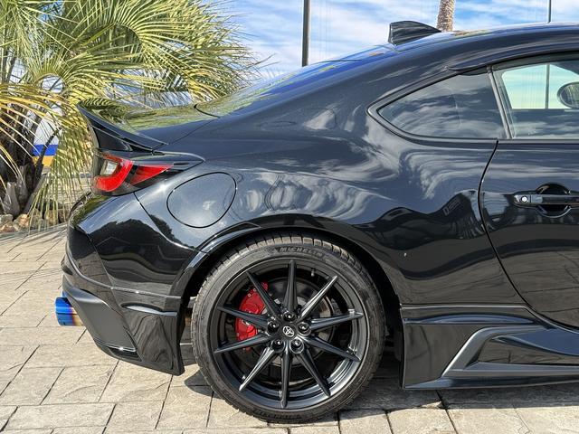 ＧＲ８６ ＲＺ　６ＭＴ・ＧＲエアロ・空力パッケージ・スリーキャッツマフラー・純正ＧＲマフラー有り・ＴＥＩＮダウンサス・純正コイルスプリング有り・ワイドトレッドスペーサー・バックカメラ・９インチナビＴＶ・禁煙車（60枚目）