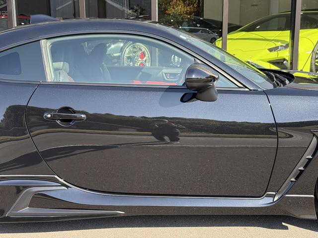 ＧＲ８６ ＲＺ　６ＭＴ・ＧＲエアロ・柿本改マフラーＲｅｇｕ．０６＆Ｒ・ケンウッド９インチナビ・バックカメラ・ドライブレコーダー・純正マフラーあり・新車保証令和１０年１１月まで有り・ワンオーナー・禁煙車（64枚目）