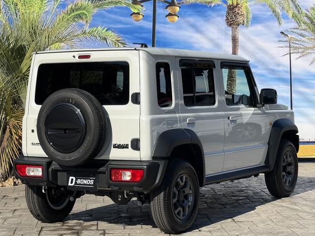 ジムニーノマド ＦＣ　登録済み未使用車・オプション純正ドアバイザー・純正フロアマット・新車保証令和１２年１０月まで有り・禁煙車（2枚目）