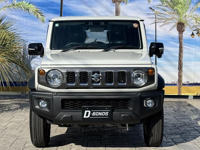 ジムニーノマド ＦＣ　登録済み未使用車・オプション純正ドアバイザー・純正フロアマット・新車保証令和１２年１０月まで有り・禁煙車（17枚目）