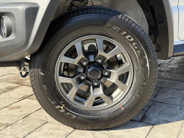 ジムニーノマド ＦＣ　登録済み未使用車・オプション純正ドアバイザー・純正フロアマット・新車保証令和１２年１０月まで有り・禁煙車（26枚目）