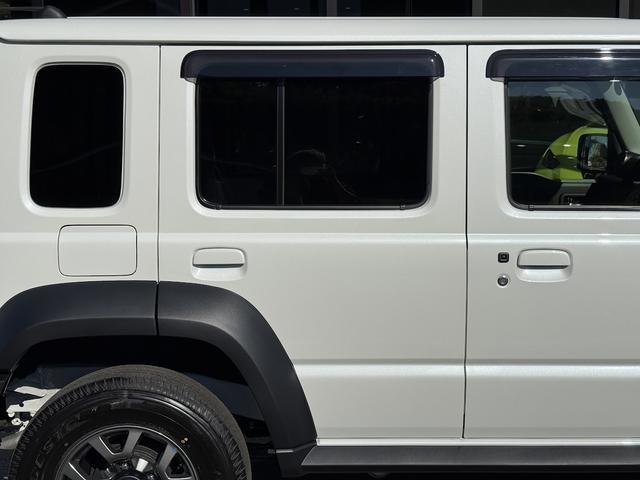 ジムニーノマド ＦＣ　登録済み未使用車・オプション純正ドアバイザー・純正フロアマット・新車保証令和１２年１０月まで有り・禁煙車（59枚目）