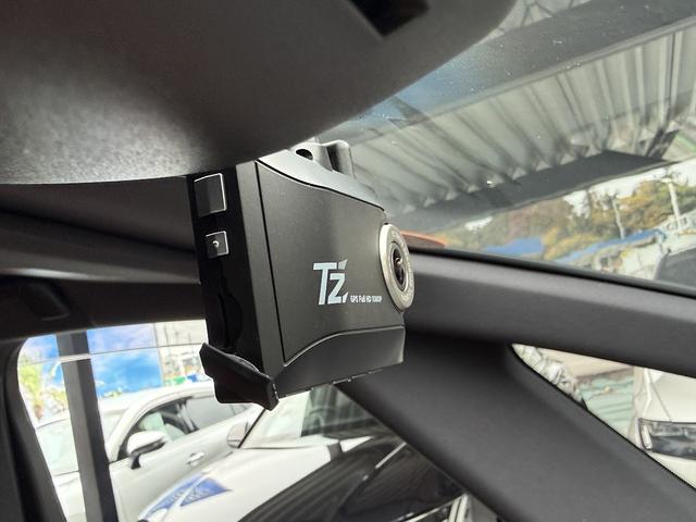 ヴェルファイアハイブリッド Ｚ　プレミア　モデリスタエアロ・１３．２インチ後席フリップダウンモニター・ＡＵＴＨＯＲセキュリティ施工済み・前後ドライブレコーダー・デジタルインナーミラー・新車保証令和１１年３月まで有り・禁煙車（8枚目）