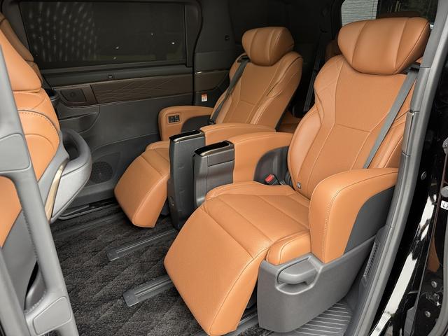 ヴェルファイアハイブリッド Ｚ　プレミア　モデリスタエアロ・１３．２インチ後席フリップダウンモニター・ＡＵＴＨＯＲセキュリティ施工済み・前後ドライブレコーダー・デジタルインナーミラー・新車保証令和１１年３月まで有り・禁煙車（33枚目）