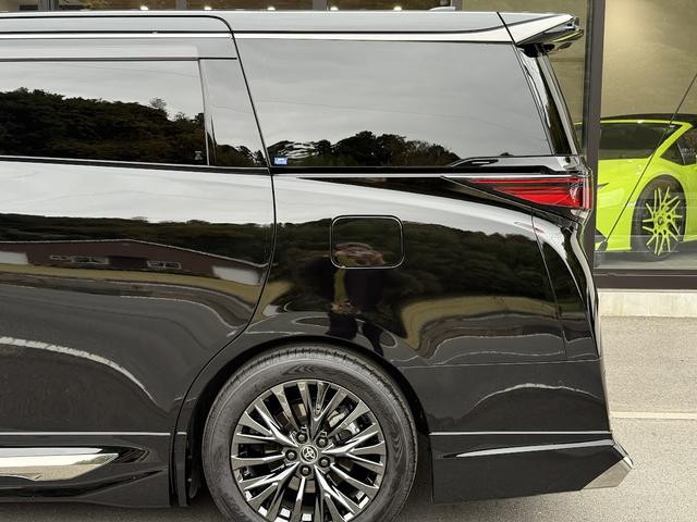 ヴェルファイアハイブリッド Ｚ　プレミア　モデリスタエアロ・１３．２インチ後席フリップダウンモニター・ＡＵＴＨＯＲセキュリティ施工済み・前後ドライブレコーダー・デジタルインナーミラー・新車保証令和１１年３月まで有り・禁煙車（62枚目）