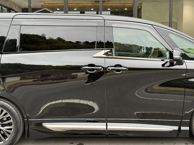 ヴェルファイアハイブリッド Ｚ　プレミア　モデリスタエアロ・１３．２インチ後席フリップダウンモニター・ＡＵＴＨＯＲセキュリティ施工済み・前後ドライブレコーダー・デジタルインナーミラー・新車保証令和１１年３月まで有り・禁煙車（69枚目）