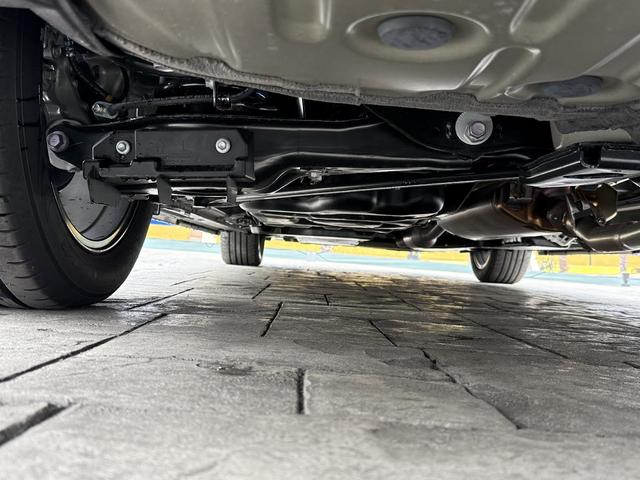 ヴェルファイアハイブリッド Ｚ　プレミア　モデリスタエアロ・１３．２インチ後席フリップダウンモニター・ＡＵＴＨＯＲセキュリティ施工済み・前後ドライブレコーダー・デジタルインナーミラー・新車保証令和１１年３月まで有り・禁煙車（77枚目）