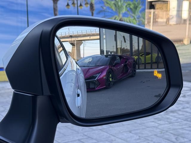 カローラクロス ハイブリッド　Ｚ　モデリスタエアロ・パノラミックビューモニター・自動駐車・ブラインドスポットモニター・Ｔｚデジタルインナーミラー・前後ドライブレコーダー・禁煙車（7枚目）