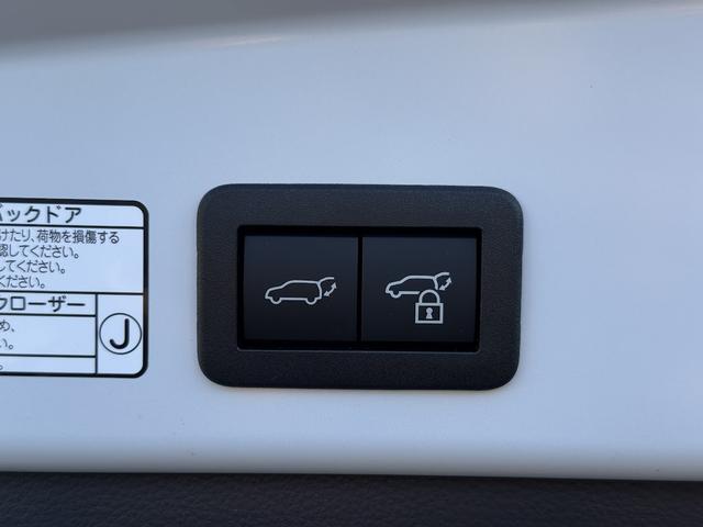 カローラクロス ハイブリッド　Ｚ　モデリスタエアロ・パノラミックビューモニター・自動駐車・ブラインドスポットモニター・Ｔｚデジタルインナーミラー・前後ドライブレコーダー・禁煙車（25枚目）