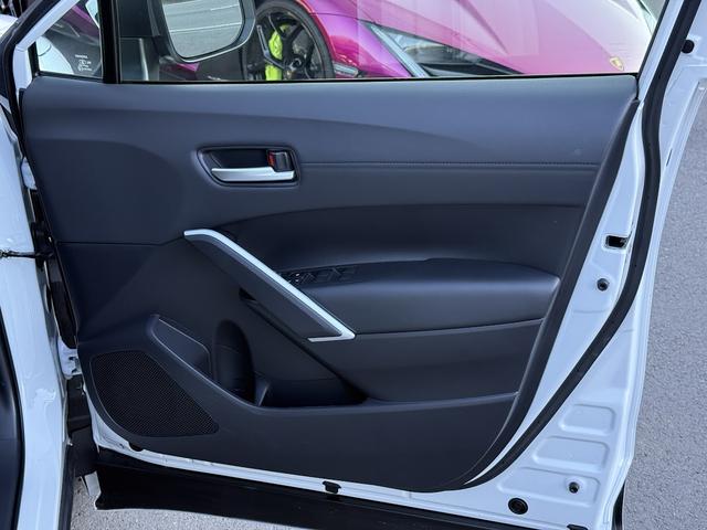 カローラクロス ハイブリッド　Ｚ　モデリスタエアロ・パノラミックビューモニター・自動駐車・ブラインドスポットモニター・Ｔｚデジタルインナーミラー・前後ドライブレコーダー・禁煙車（68枚目）