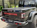 CHRYSLER JEEP JEEP GLADIATOR