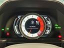 ＬＣ５００　コンバーチブル　後期型・モデリスタエアロ・赤革シート・マークレビンソン・ヘッドアップディスプレイ・ＡＴオイルクーラー・１２．３インチディスプレイ・パノラミックビューモニター・ワンオーナー・禁煙車（34枚目）