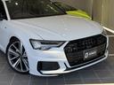 Ａ６アバント ブラックスタイルプラス　限定７０台・専用アルミホイール・Ｓ　ｌｉｎｅ　パッケージ・ブラックＡｕｄｉ　ｒｉｎｇｓ　＆ブラックスタイリングパッケージ・マルチカラーアンビエントライト・レッドコントラストステッチ・禁煙車（4枚目）