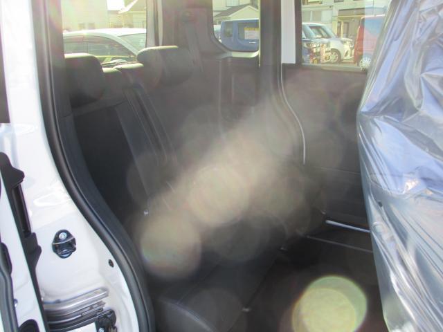 Ｎ－ＢＯＸカスタム ターボ（13枚目）