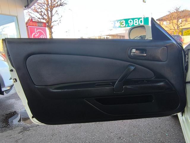 助手席ドア内張り！特に気になるような大きなダメージはありません♪