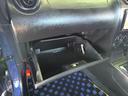 収納として使えるグローブボックスです☆
